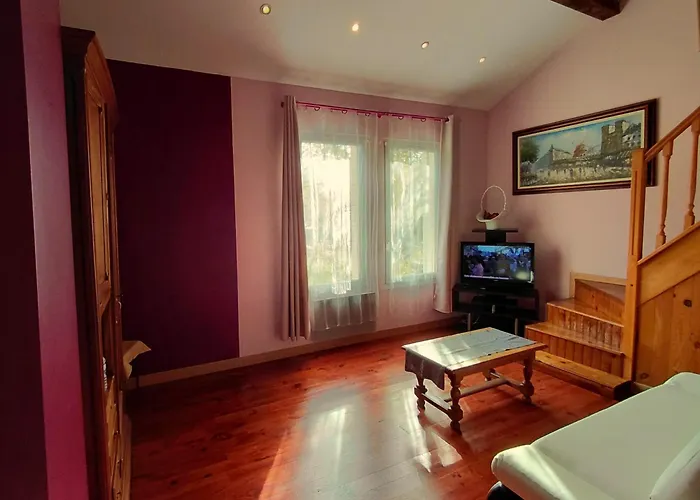 L'odyssee Iloa Bed & Breakfast 3*